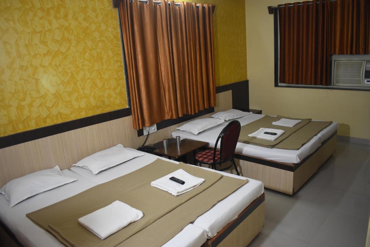 Hotel Sai Vishwa เชอร์ดี ภายนอก รูปภาพ