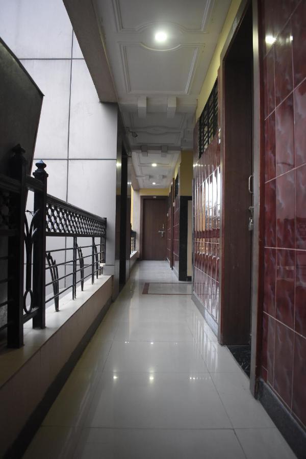 Hotel Sai Vishwa เชอร์ดี ภายนอก รูปภาพ